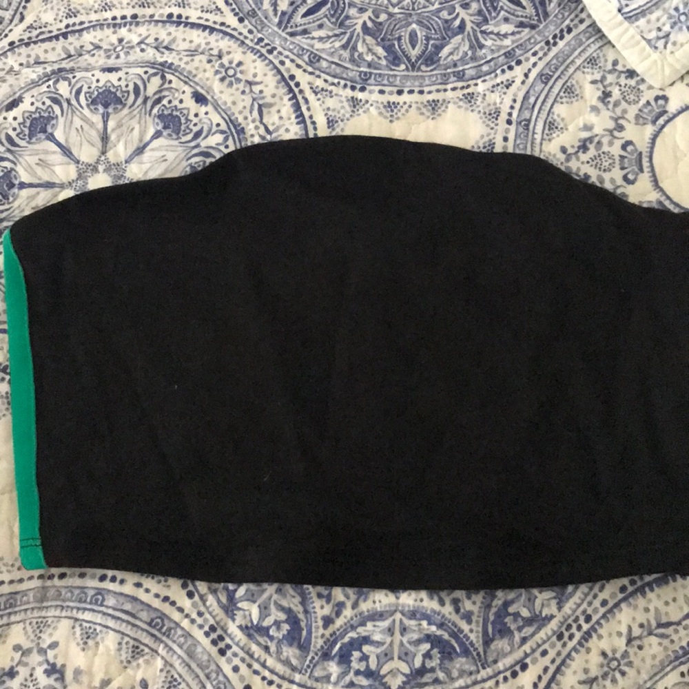 Cropped top